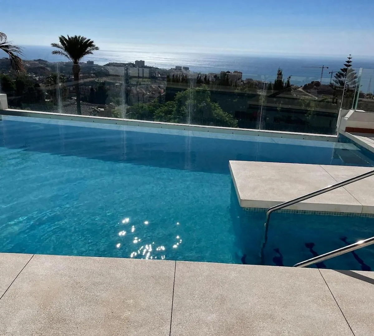 Breathtaking Sea View Apartment With Free Parking Benalmadena